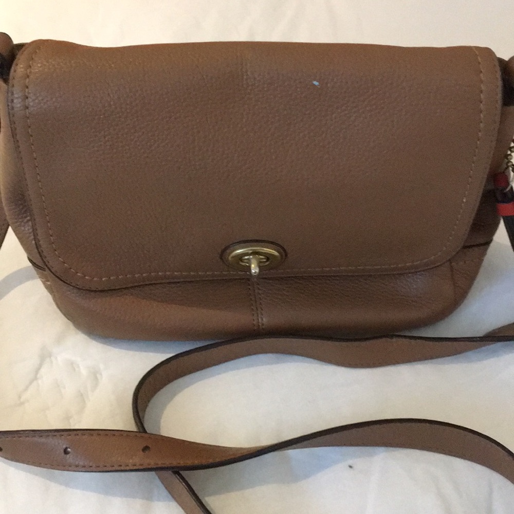 Coach crossbody beige